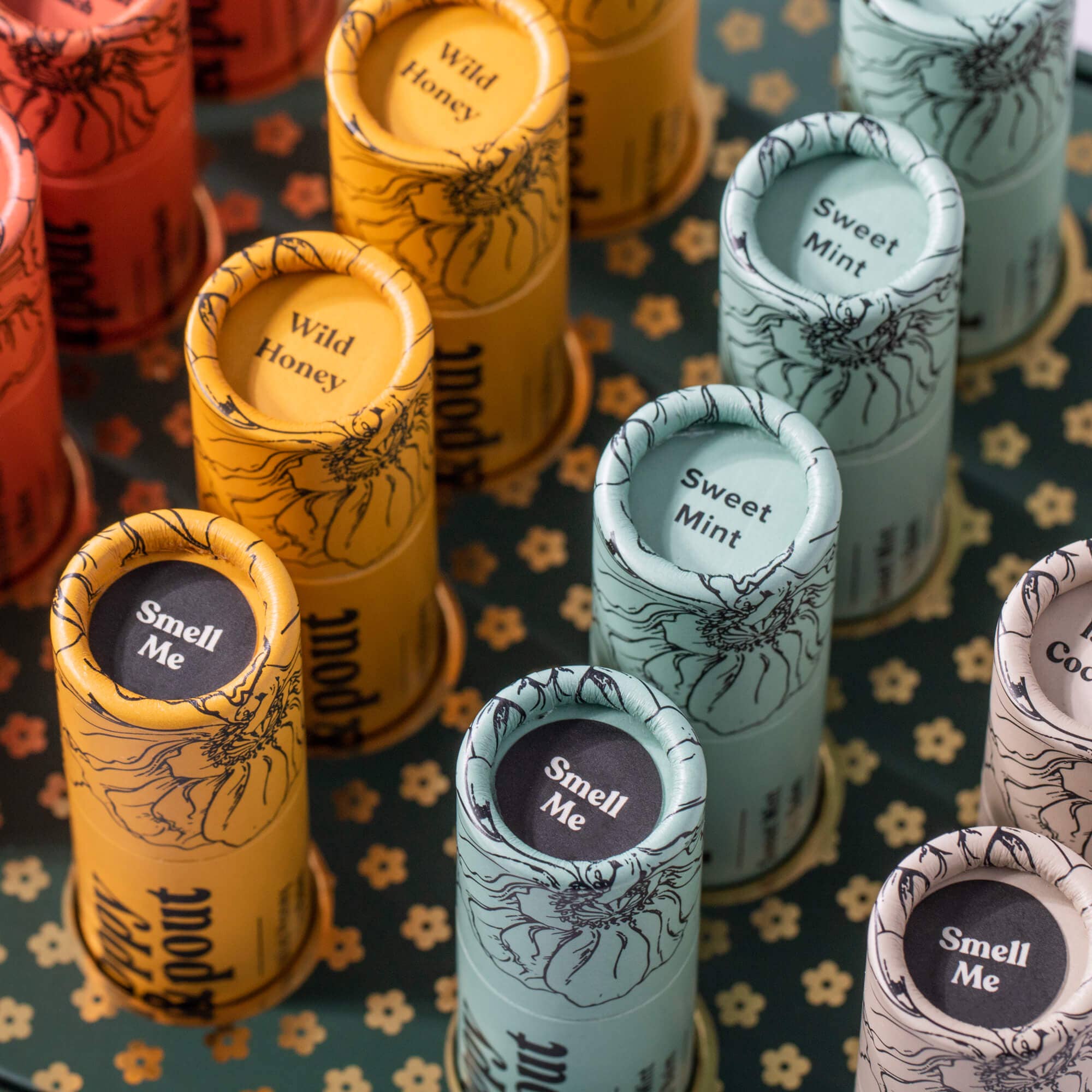 Poppy & Pout - Wholesale Lip Balm Set - Product Display, 20 Lip Balm Tray, Green3