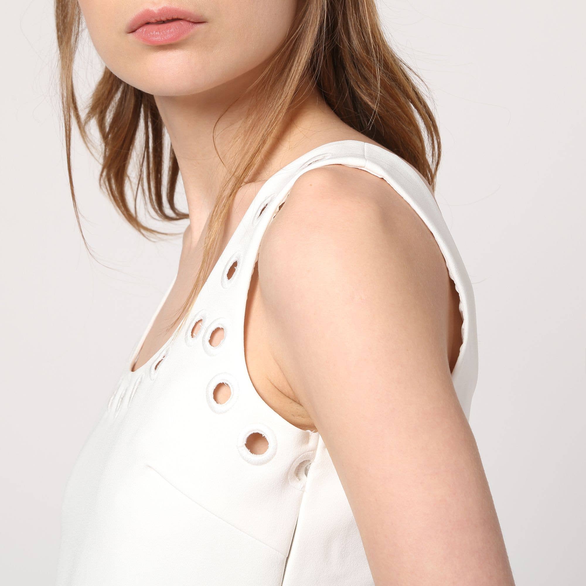 BanBat – Blusa - Mulher por atacado – Topo com círculos cortados - Ref: 71974