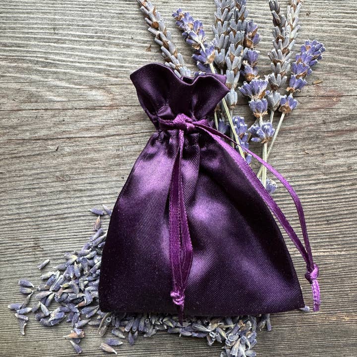 Lavender Beads - Wholesale Pendant/Charm Necklace - Blooming Lavender Pendant Handcrafted Botanical Glass2