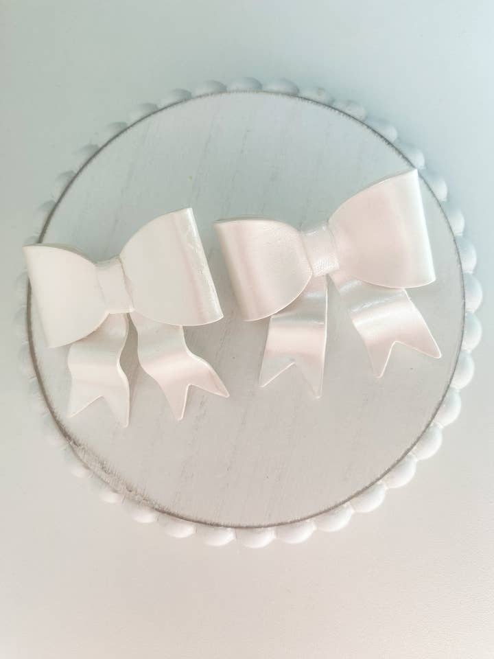 Nœud blanc - Grand pour la vente par Boho + Ivory