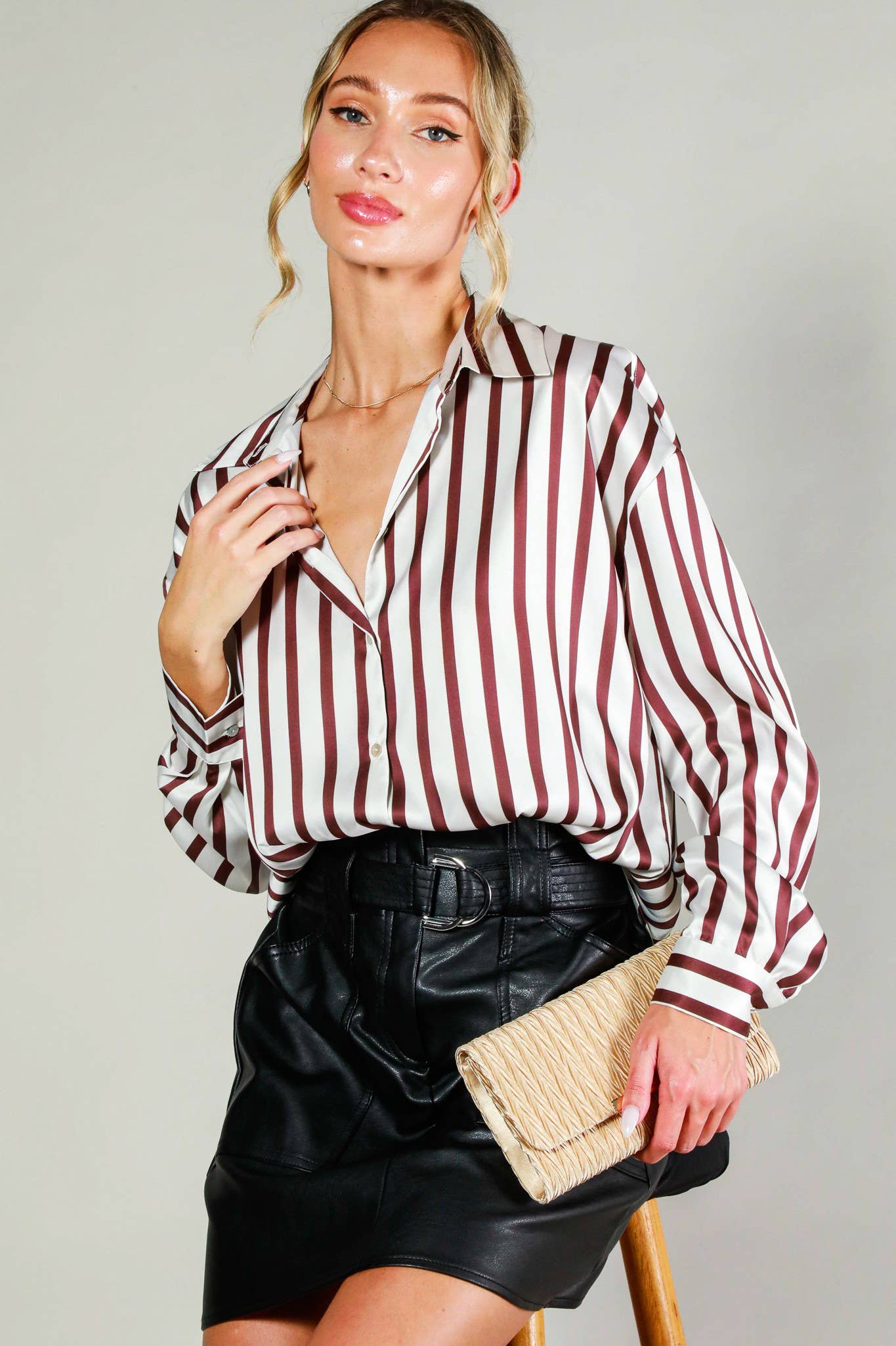 Vine & Love - Wholesale Button Down Shirt - Women's - Collard Vertical Stripe Printed Satin Blouse Top VT8131512