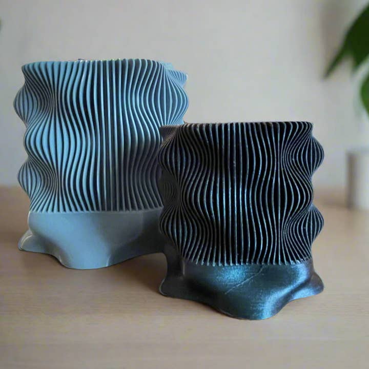 Genetic Designs - Wholesale Plant Pot - Unda Self Watering Planter