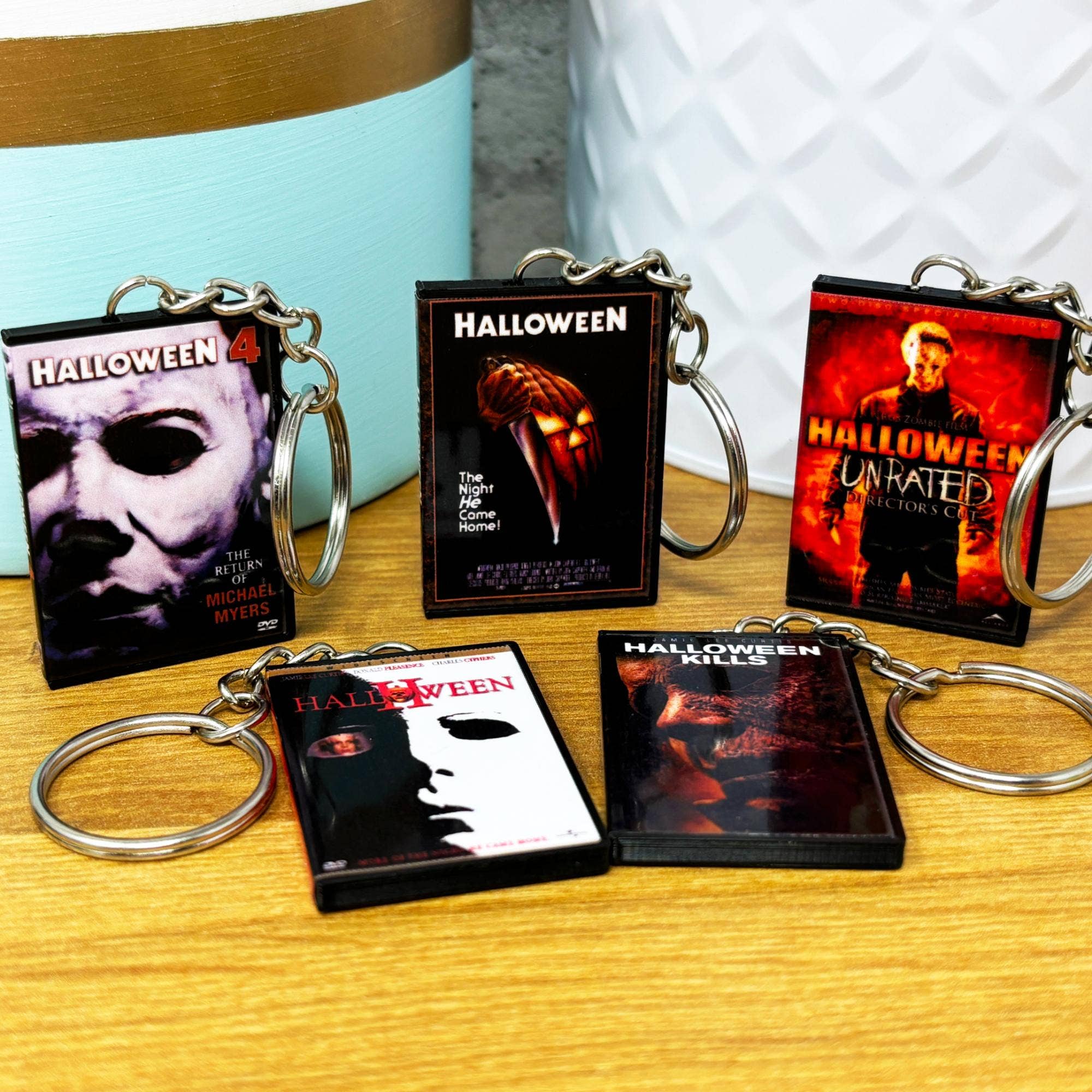 BitsyLabs – wholesale Keychain – Unisex – Horror Movies (H-Q) Keychains1