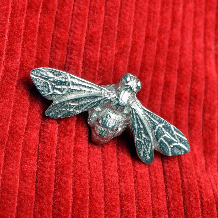 Glover & Smith - Wholesale Brooch - Bee Brooch, English Pewter Bumble Bee Gifts