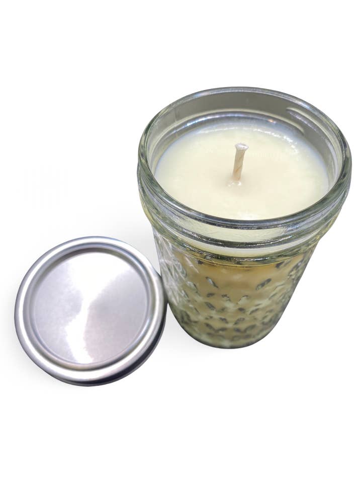 Private Label Candle for wholesale by Royal Paws Club