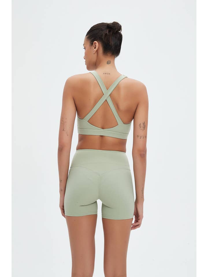 Mantra Active - Wholesale Activewear Set - Women's - Rosalind 3-Piece Crop Jacket Workout Activewear Set
