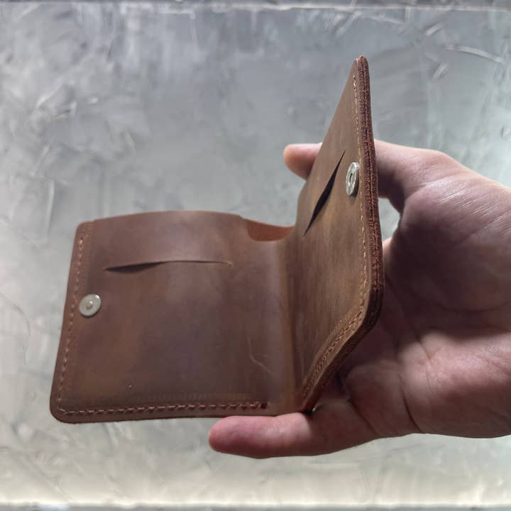 Fentes pour cartes pour hommes marron Billford, portefeuille couleur doublure en cuir, pour la vente par Mountains