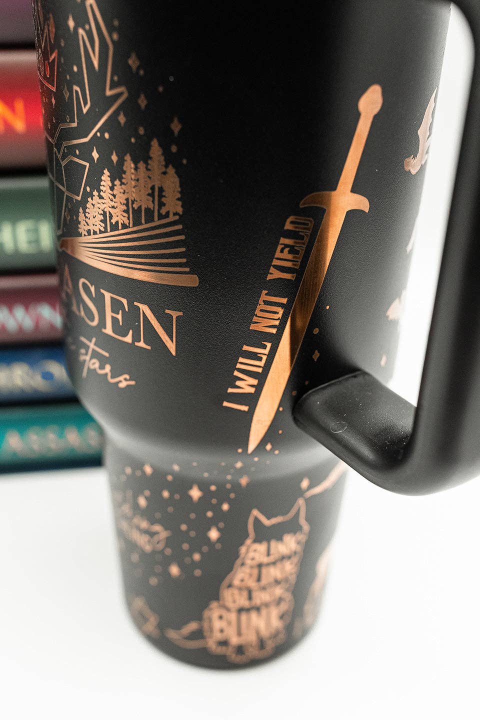 zoo&roo - Wholesale Insulated Mug/Tumbler - Throne of Glass 40 oz engraved tumbler | officially licensed9