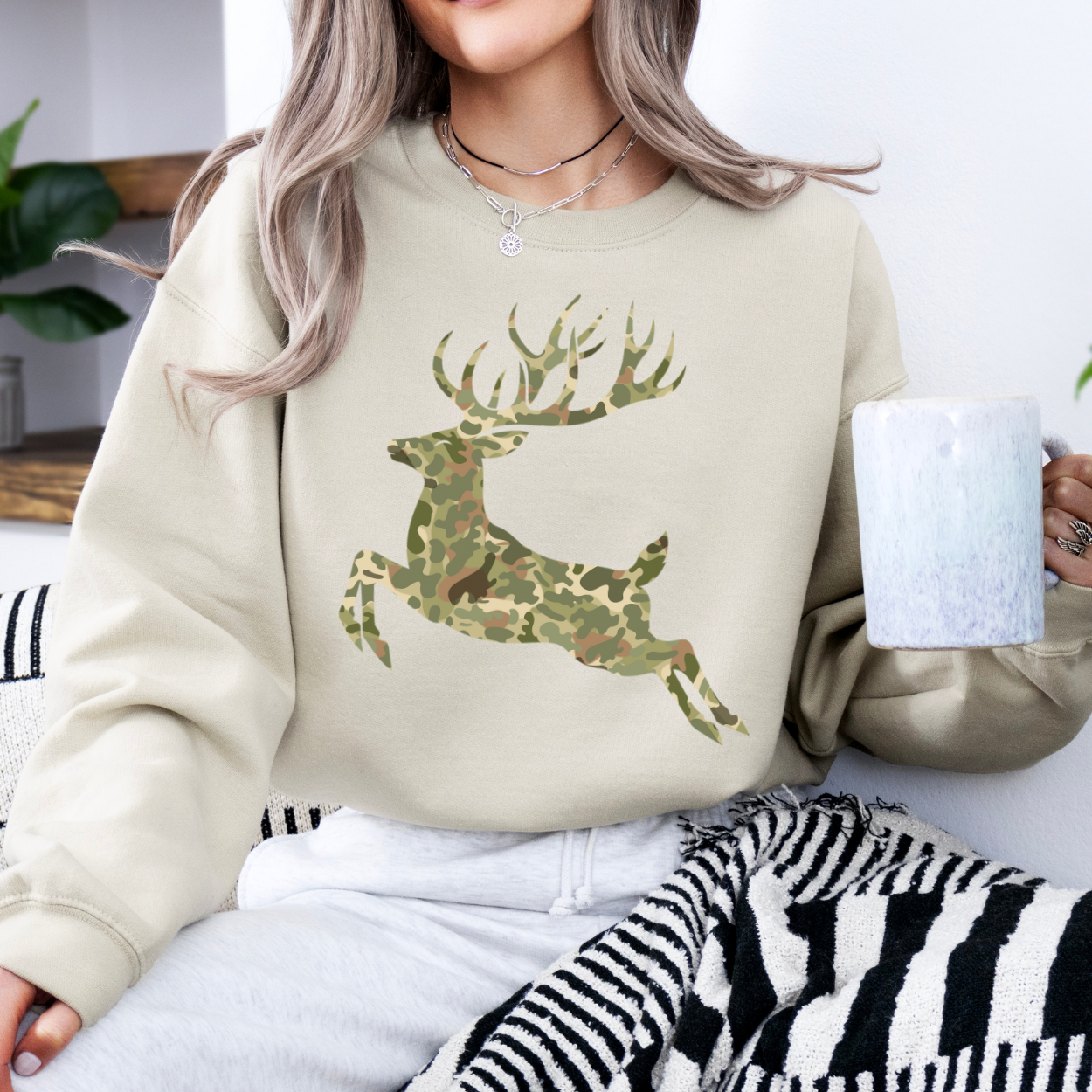 ATTA TOOD Wholesale - Wholesale Graphic Sweatshirt - Women's - Camouflage buck unisex sweatshirt, Hunting Season, Fall top2