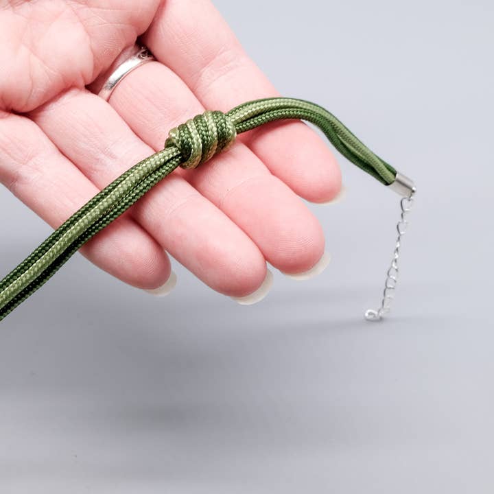 La Fabrique du Noeud - Vente Bracelet tissé/tressé - Bracelet en paracord nœud en spirale dégradé vert5