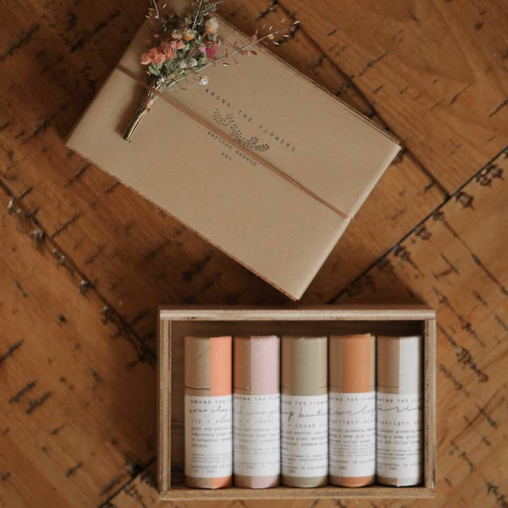 Among the Flowers - Wholesale Makeup Highlighter - Earthen Makeup Set5