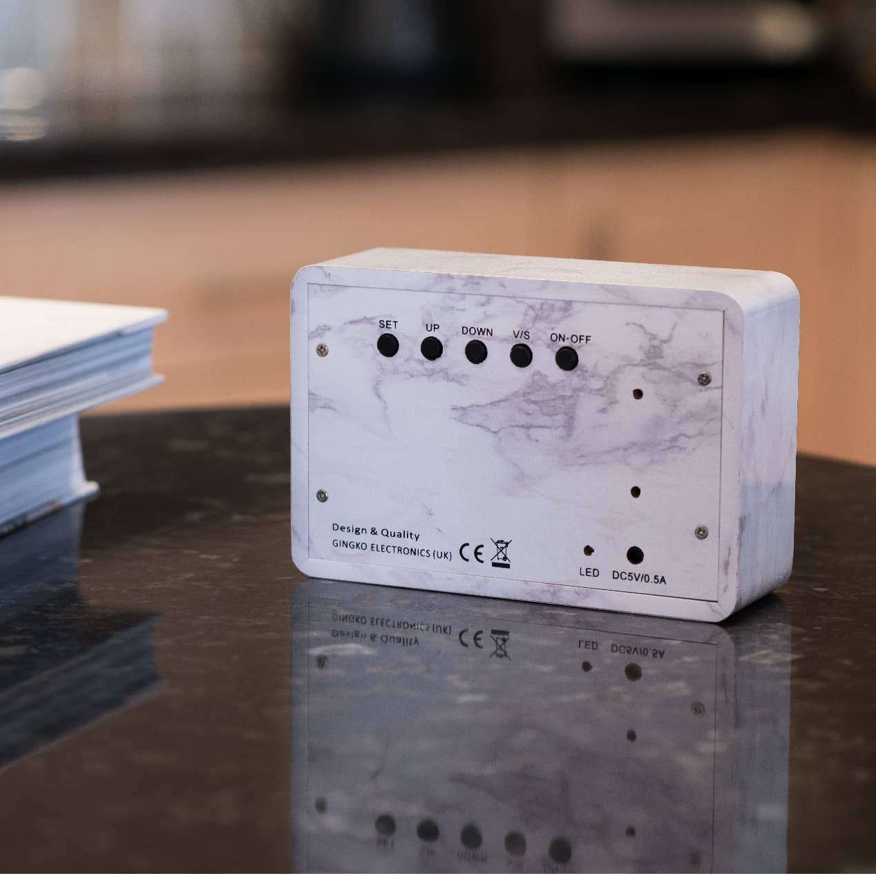 Gingko Design – wholesale Alarm clock – Gingko Brick Click Alarm Clock7