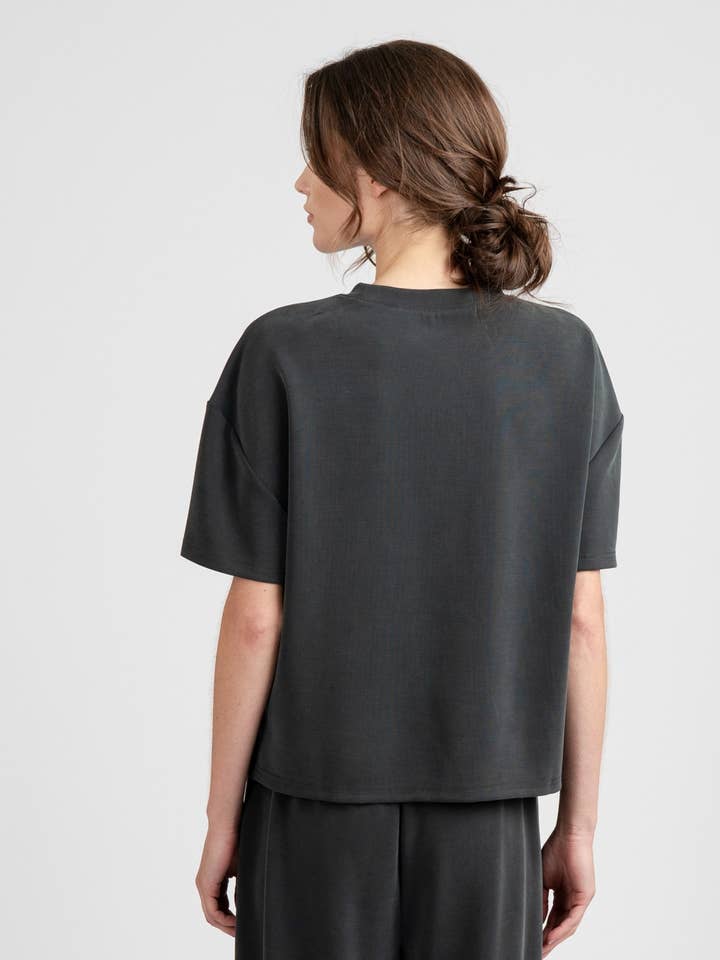 ELLE GREY - Wholesale T-Shirt - Women's - LOOSE FIT T-SHIRTS
