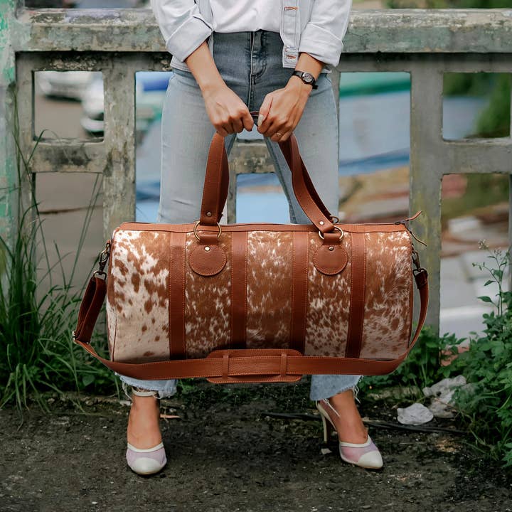 ventinots - Wholesale Weekender Bag - Women's - Chevramel Tan & Dark Coffee Cowhide Duffle Bags |Ventinots10