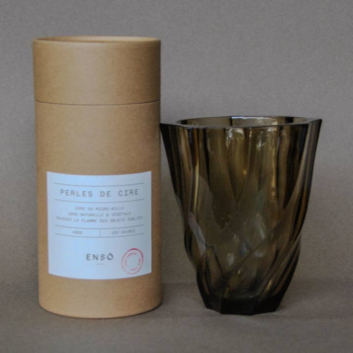 Pack Pearls + Twisted Smoked Glass Vase for wholesale by ENSŌ PARIS