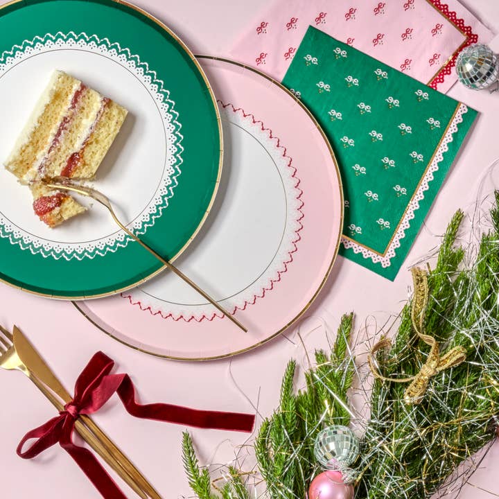 Harlow & Grey - Wholesale Disposable Napkin - Green & Pink Christmas Napkins - Coquette Christmas Bows1