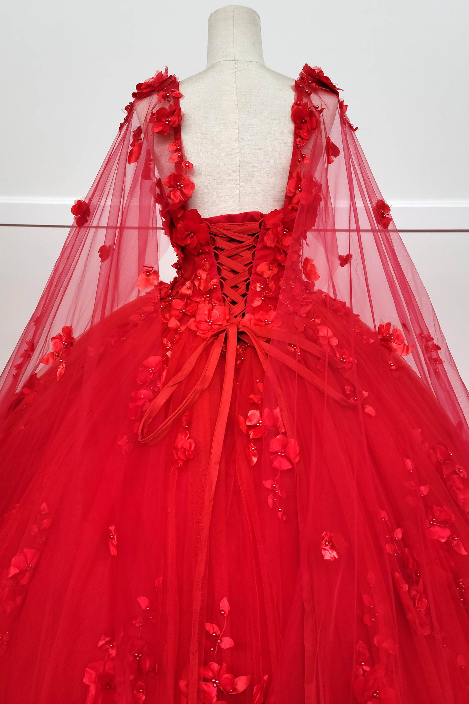 Chicas – Vestido comprido - Mulher por atacado – Vestido de Quinceanera com Flores e Capa com Abertura CHF301821