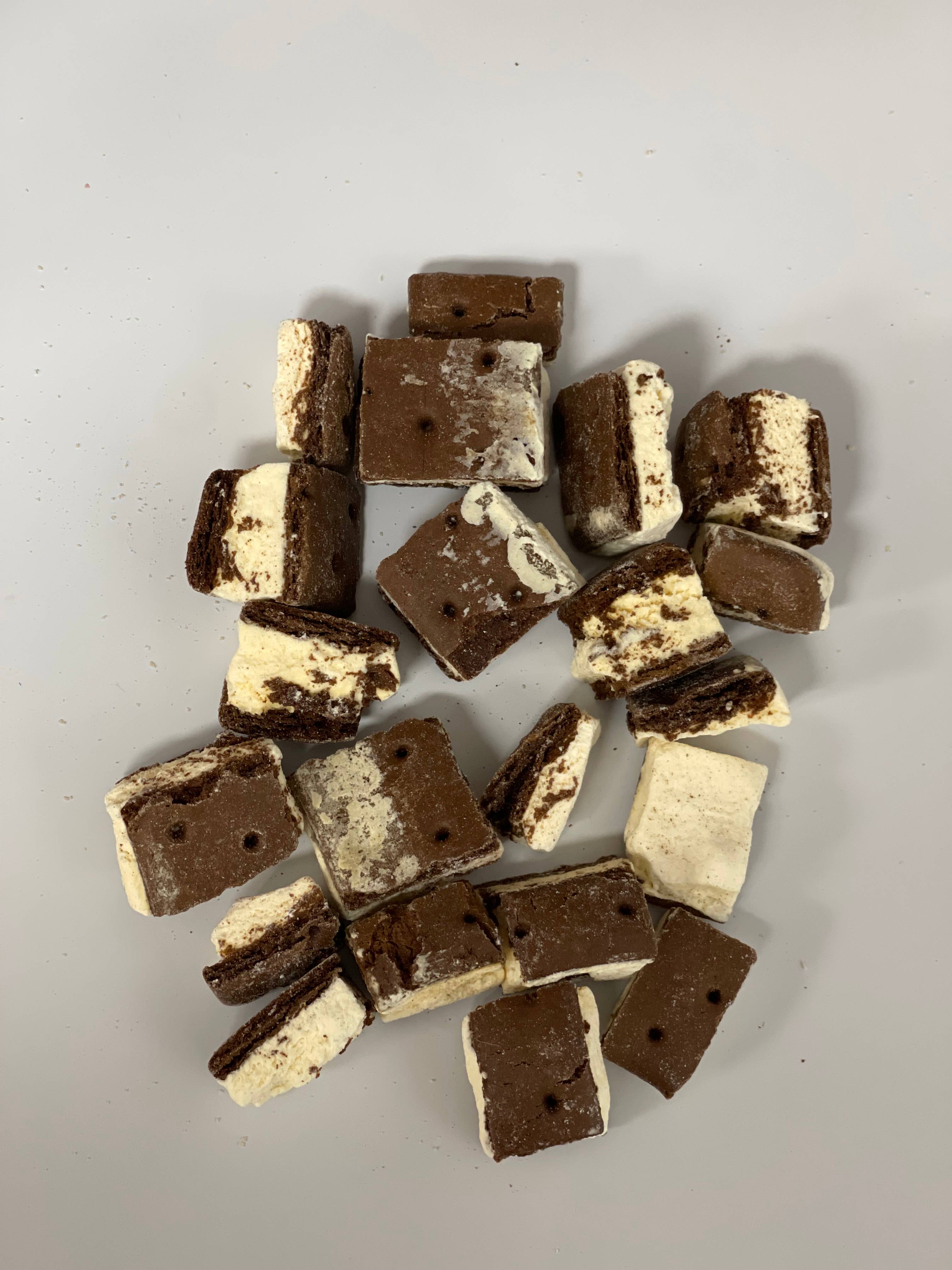 Lumberjack's Arctic Treats - Wholesale Hard Candy - Ice Cream Sandwich Bites Vanilla (1oz)2