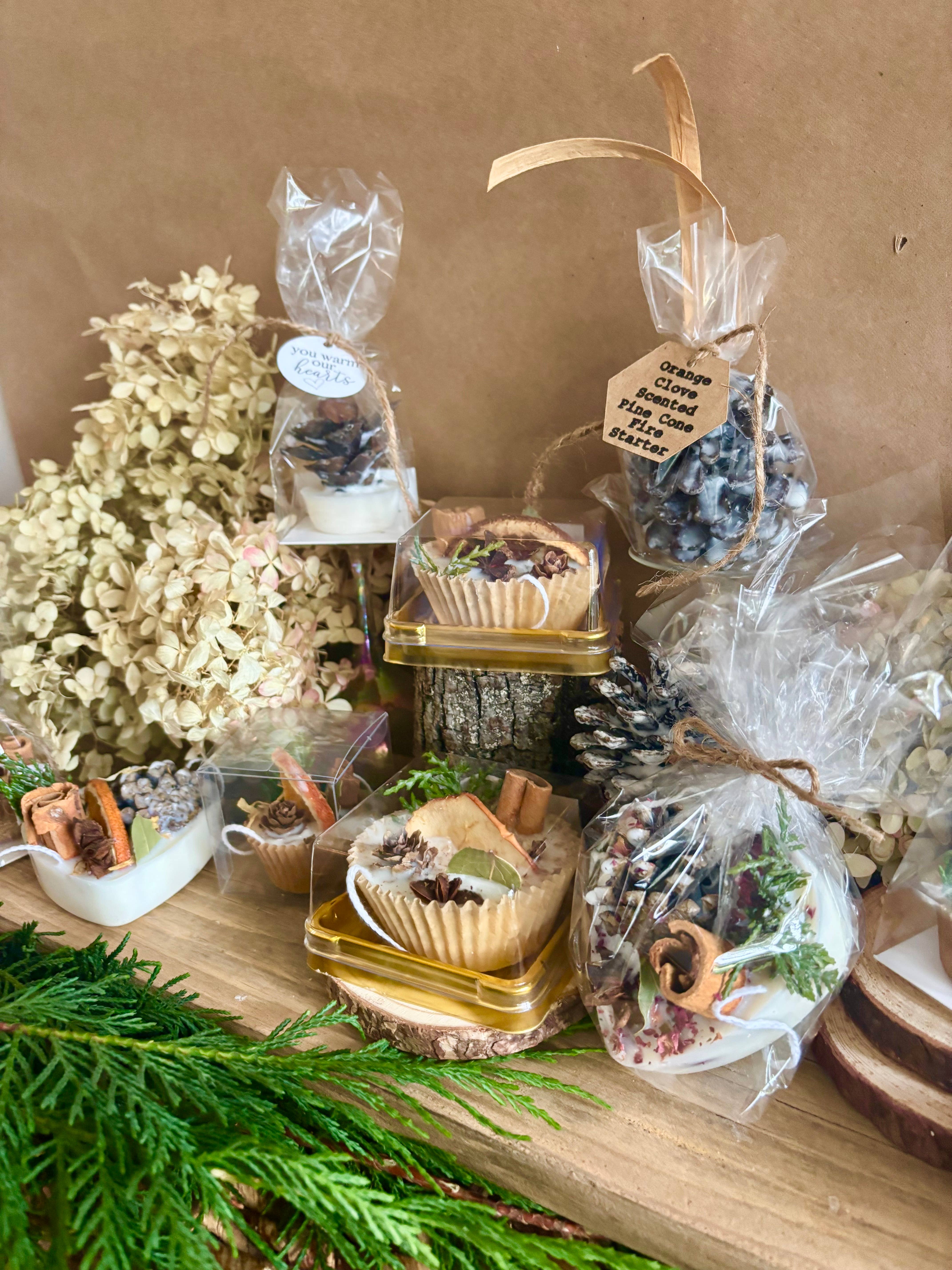 Mana Market Co. - Vente Cadeaux pour invités - Cônes de pin allume-feu cadeaux et souvenirs10