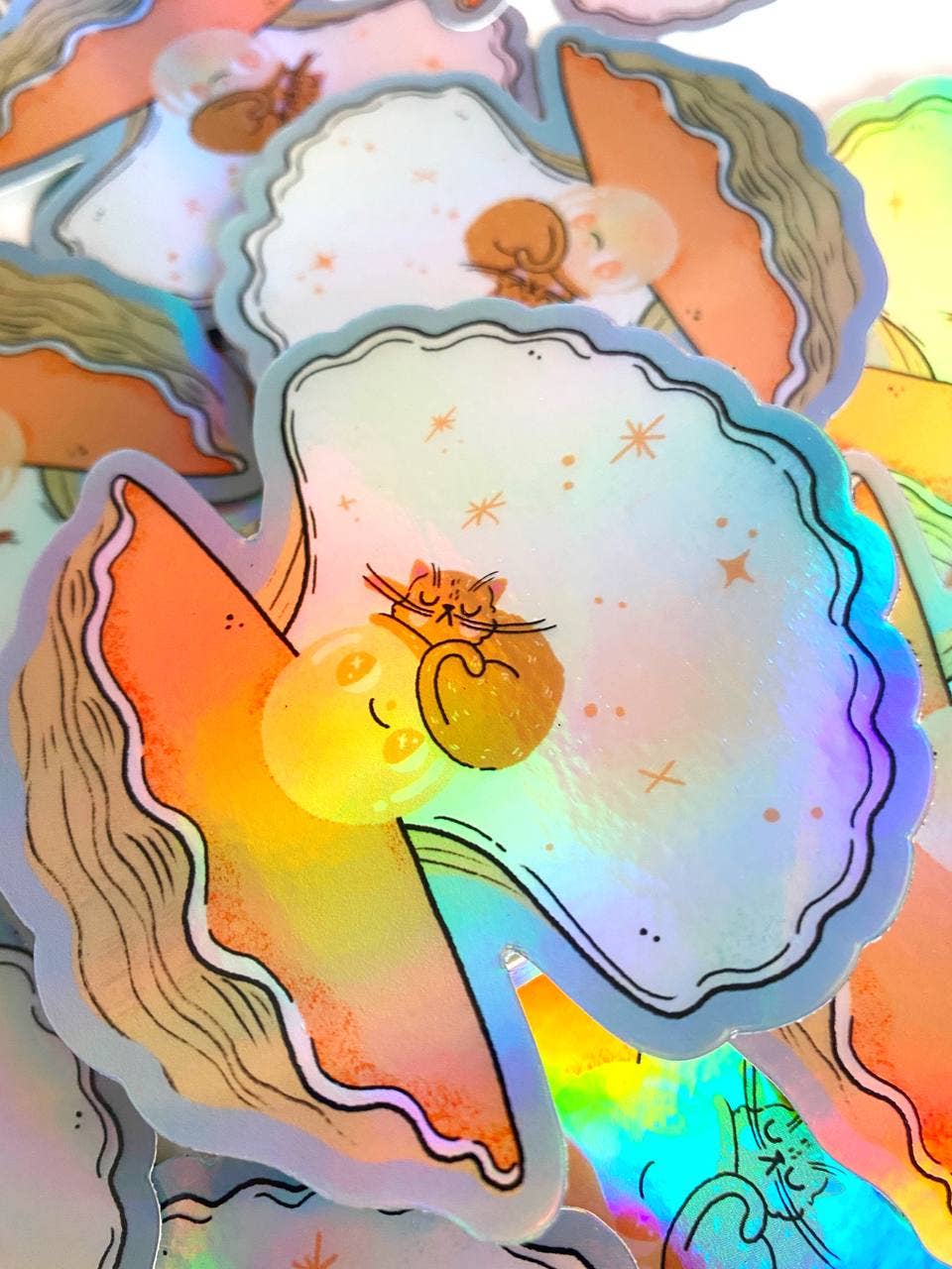 Bloemkolie - Wholesale Sticker - Holographic Oyster & Cat Vinyl Sticker (Waterproof, dishwash2