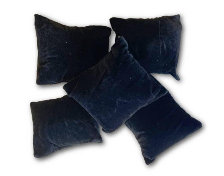 Crystal Magick Wholesale Ltd – wholesale Jewellery stand & display – Black Velveteen Jewellery Cushion pk5