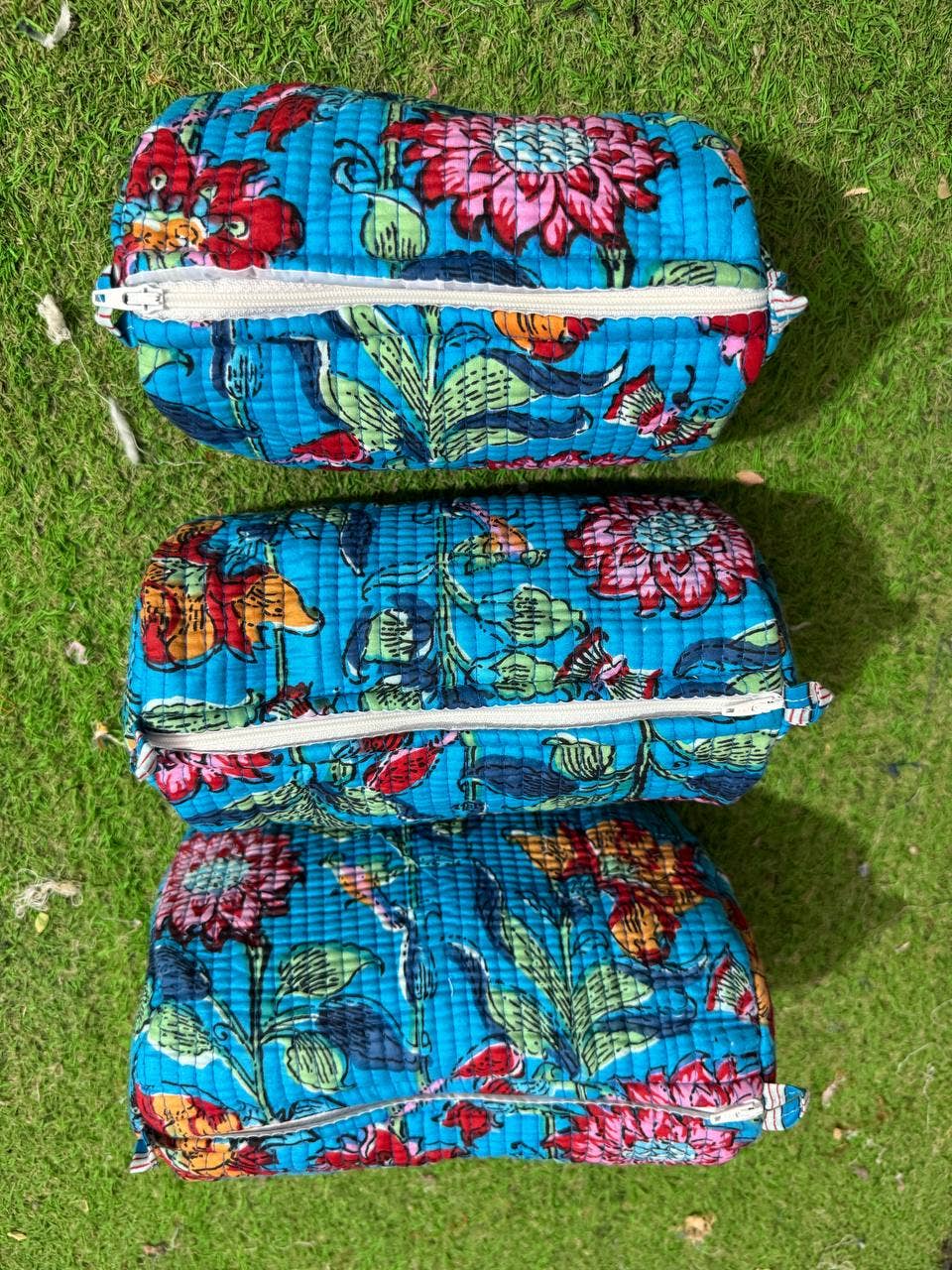 GYPSY STUDIO - Vente Trousses de maquillage/cosmétique - Pochette faite main en coton Sac imprimé bloc Trousse de toilette matelassée2