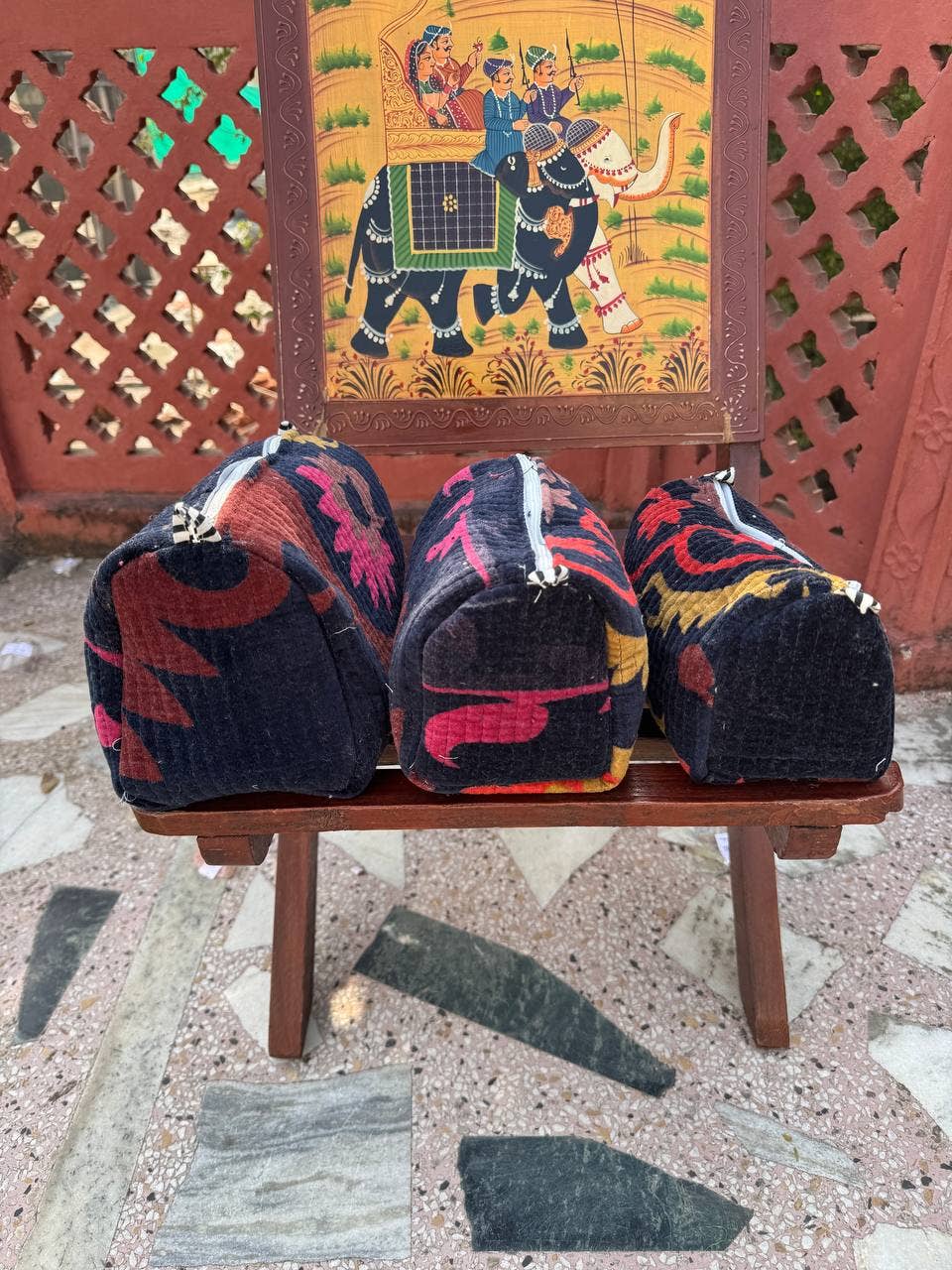 GYPSY STUDIO - Wholesale Makeup/Cosmetic Bag - Velvet 3 pcs Toiletry Bag set Makeup, cosmetics Bags