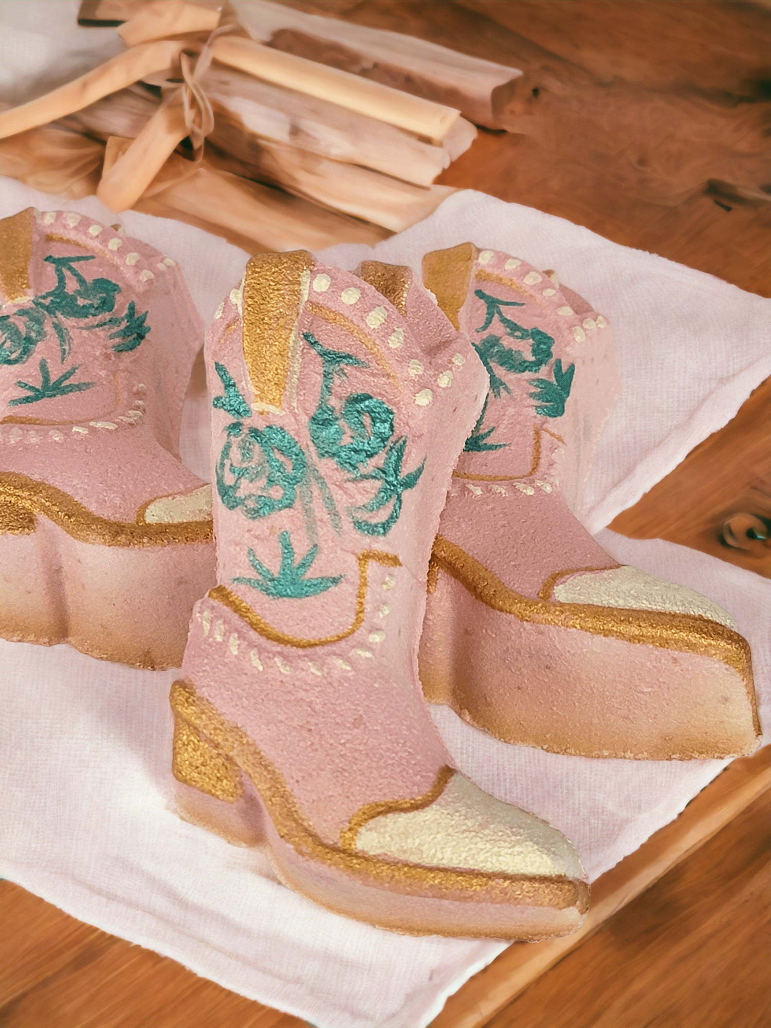 Indulgence Bath Bakery - Wholesale Bath Bomb/Fizz - Boot Scootin'  Female Cowgirl Boot Bath Bomb3