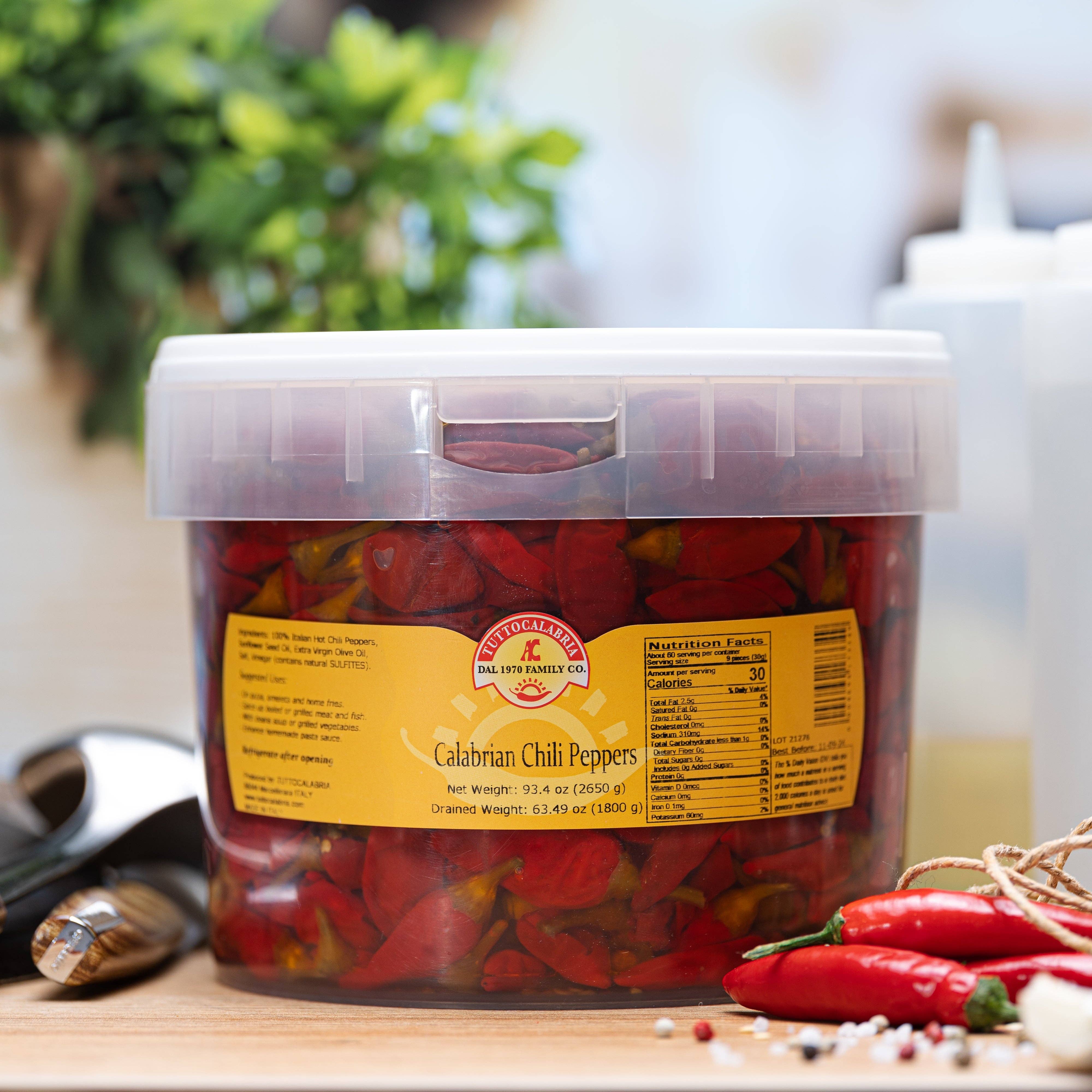 Wholesale Italian Food - Wholesale Dried Spice - Tutto Calabria, Whole Calabrian Chili Peppers Tub - 93.4 oz3