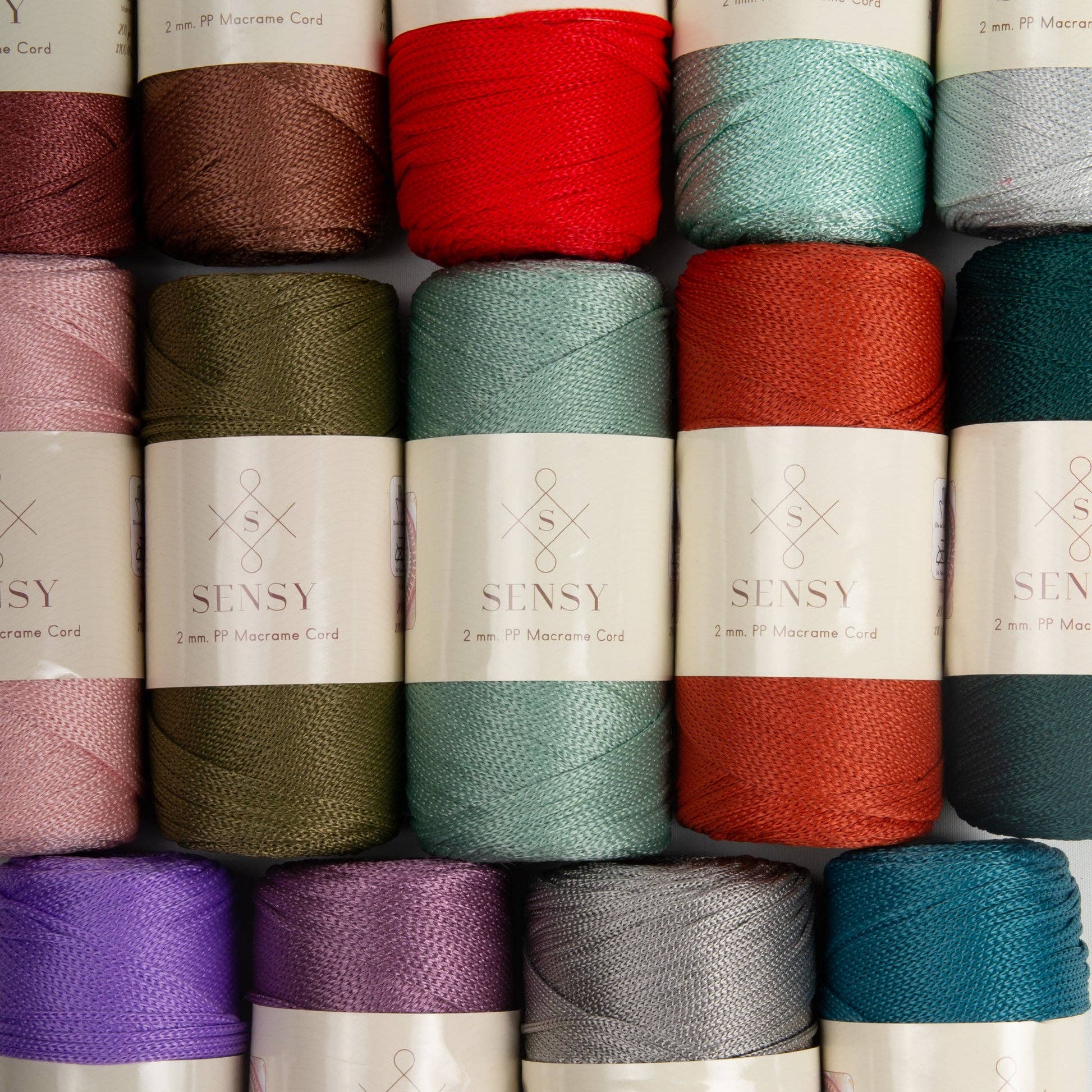 Sensy - Wholesale Garen - Sensy Premium 2 mm macramékoord van 100% polyester - 251 yards (230 meter)57