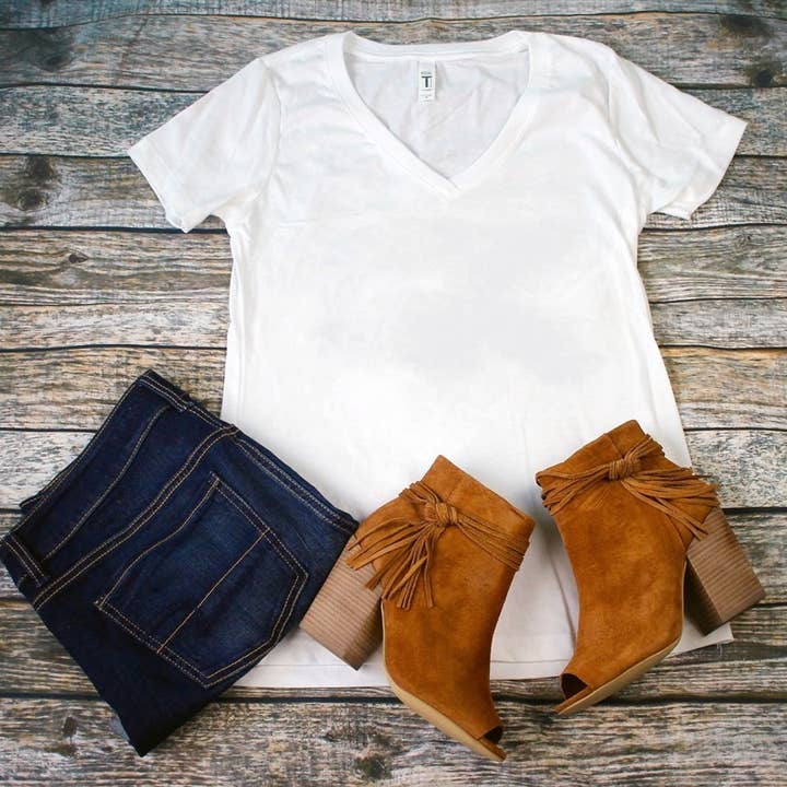 ShopTrendsNow - Wholesale T-Shirt - Women's - Ladies' 'Junior fit' Ideal V tee | 9 Colors7