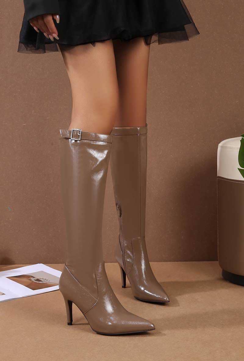BELLICY / Cink-me - Wholesale Boots - Women's - High-heeled pointed boots in faux leather with br, QT07-611