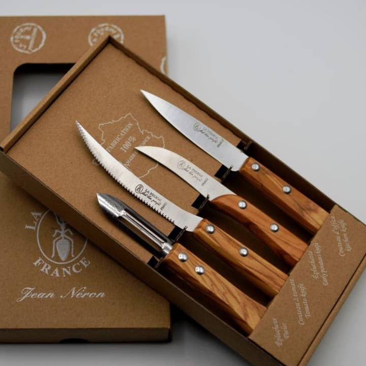Set of 4 kitchen knives "Cheftaine" Coffret for wholesale by Clémentine Boutique