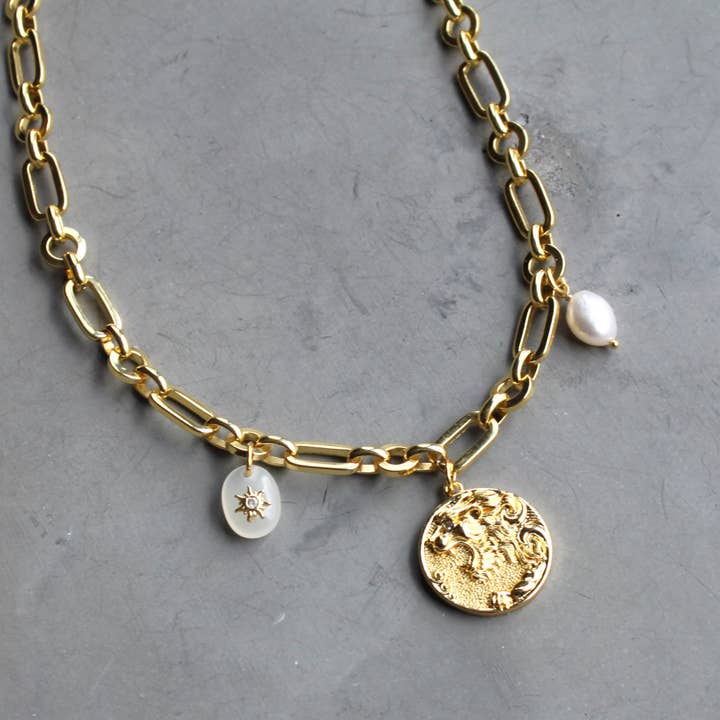 Collier Pendentif Lion Courageux pour la vente par The Silver Wren