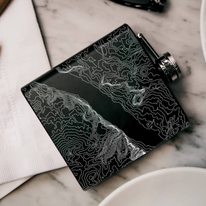 Multnomah Falls OR Topographic Map Hip Flask in Matte Black for wholesale by JACE.design
