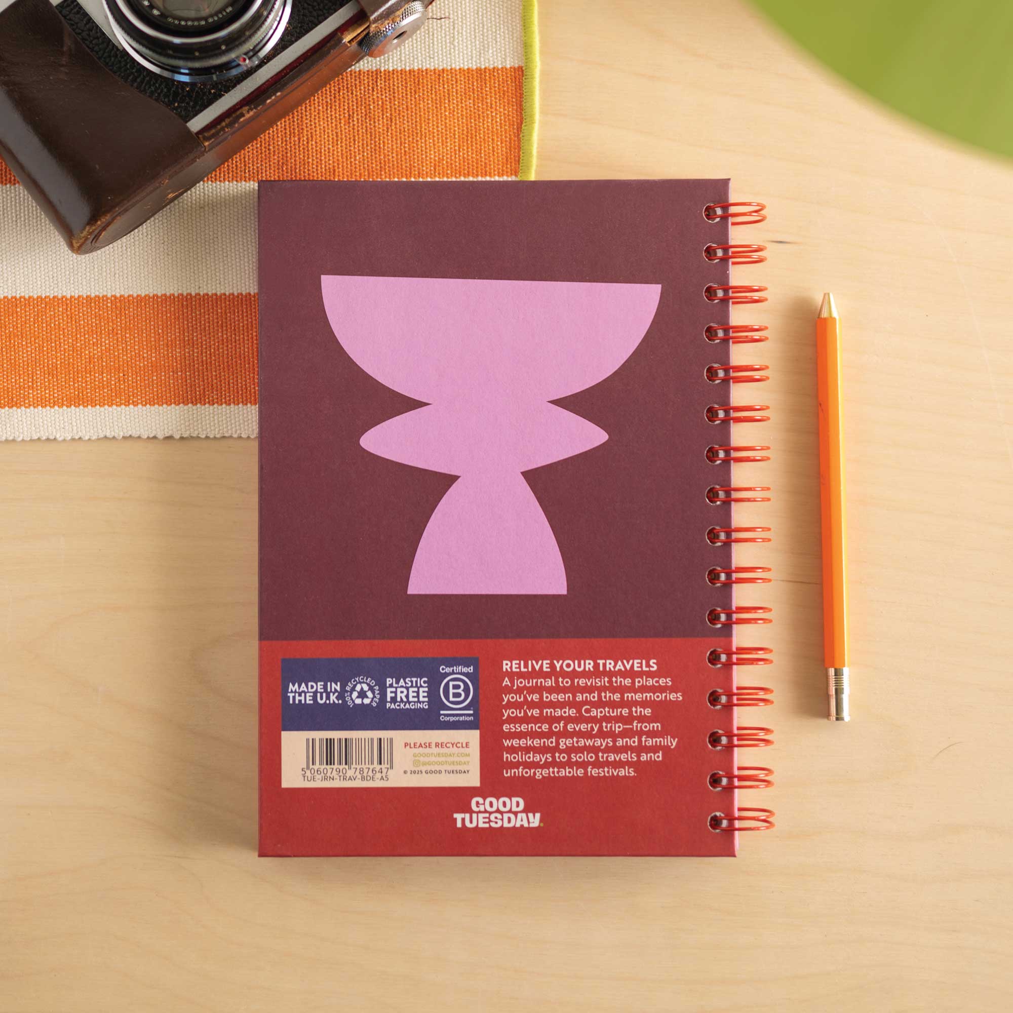 Good Tuesday (Once Upon a Tuesday) - Vendita all'ingrosso Diari/agende - Diario di viaggio A5 Bold Escapes | Copertina rigida5
