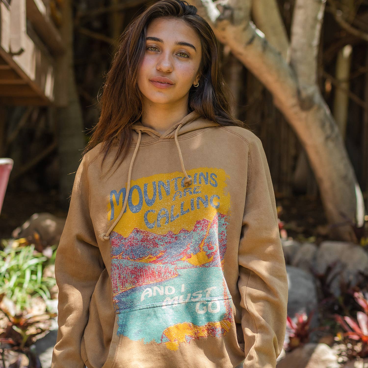 Life Clothing Co - Vente Sweat à capuche – femme - Chandail à capuchon vintage Mountains Calling2