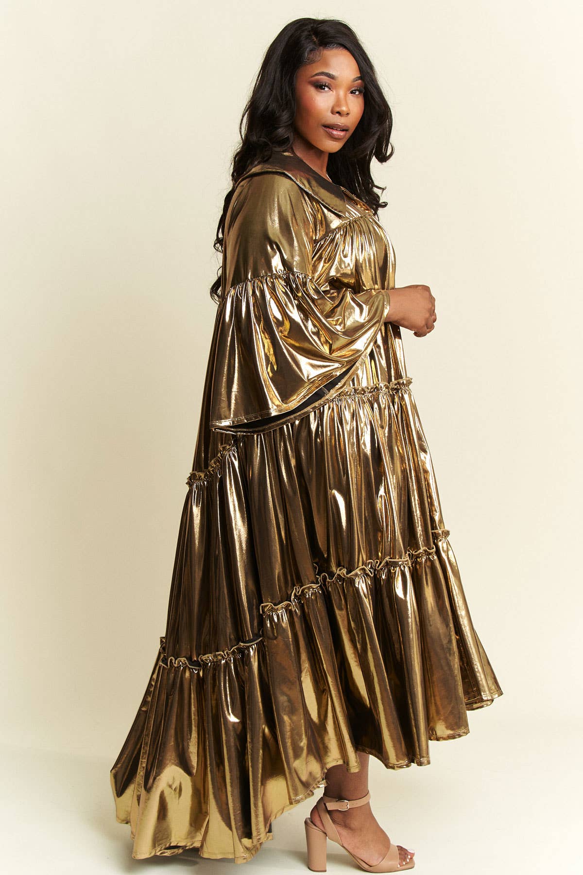 Namatt Design - Vente Robe – femme - Robe évasée plissée métallisée à plusieurs niveaux à manches évasées17