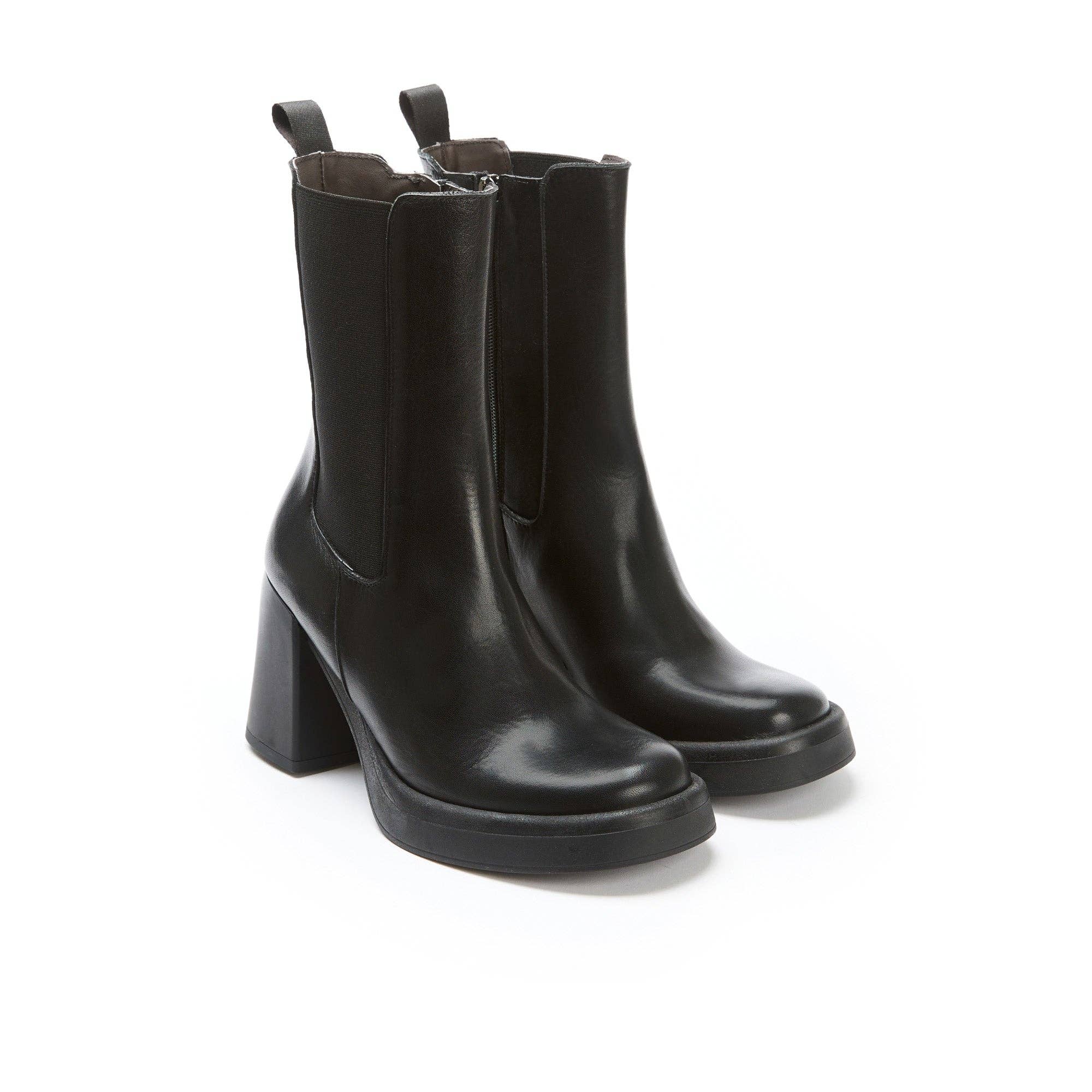 Frank Daniel – wholesale Chelsea boots – Women's – Women's black Chelsea boots. Made in Italy4