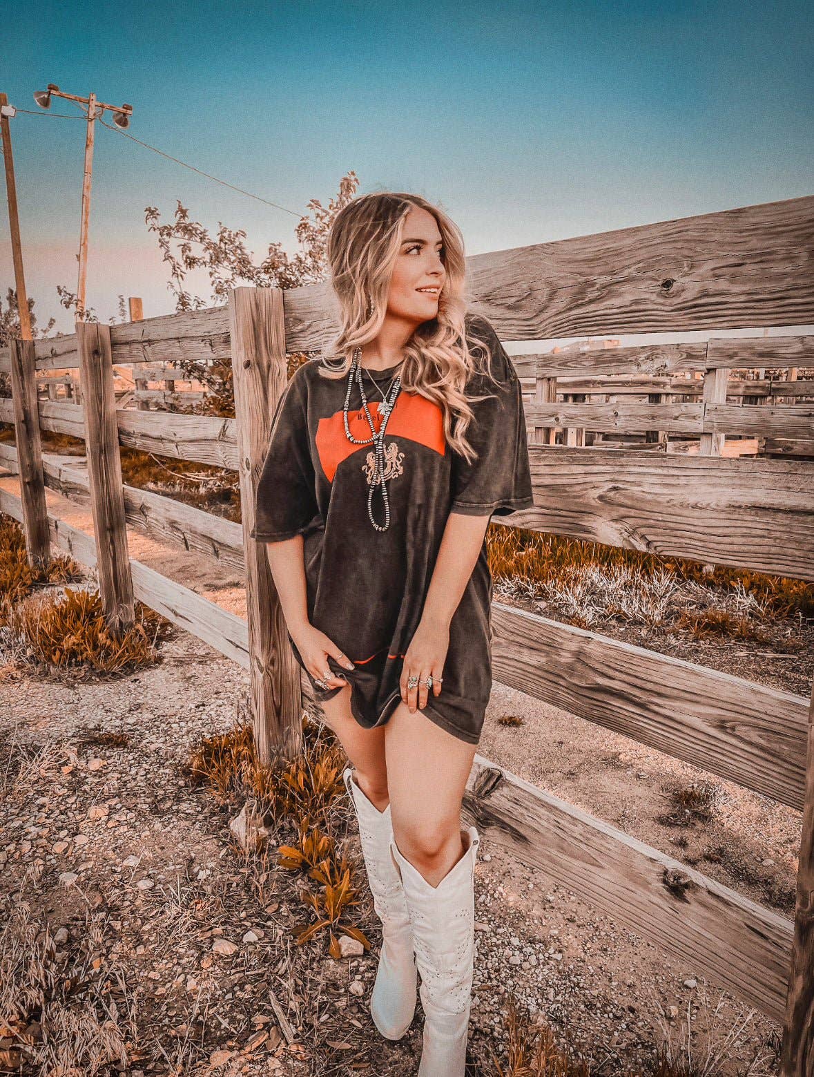 THE BEVEL LABEL - Wholesale T-Shirt (Graphic) - Women's - Charcoal Stay Wild T Shirt Dress1