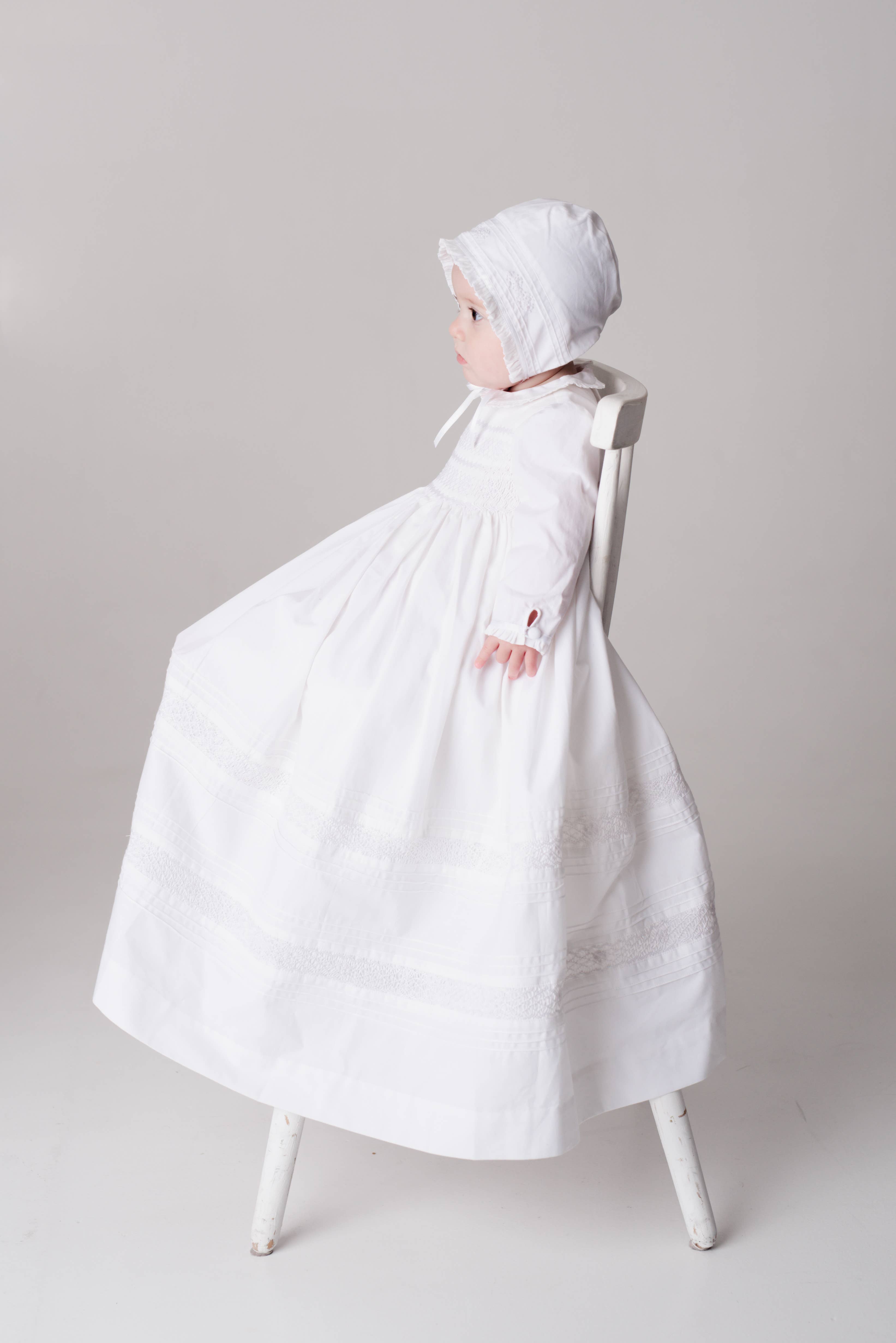 Annafie London Ltd - Wholesale Jurkset - Baby - Klassieke doopjurk met handgesmokte details voor ceremonie7