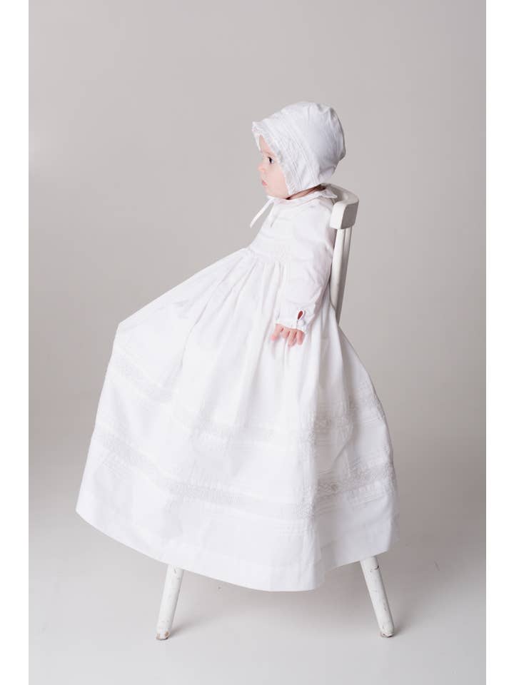 Annafie London Ltd - Wholesale Jurkset - Baby - Klassieke doopjurk met handgesmokte details voor ceremonie7