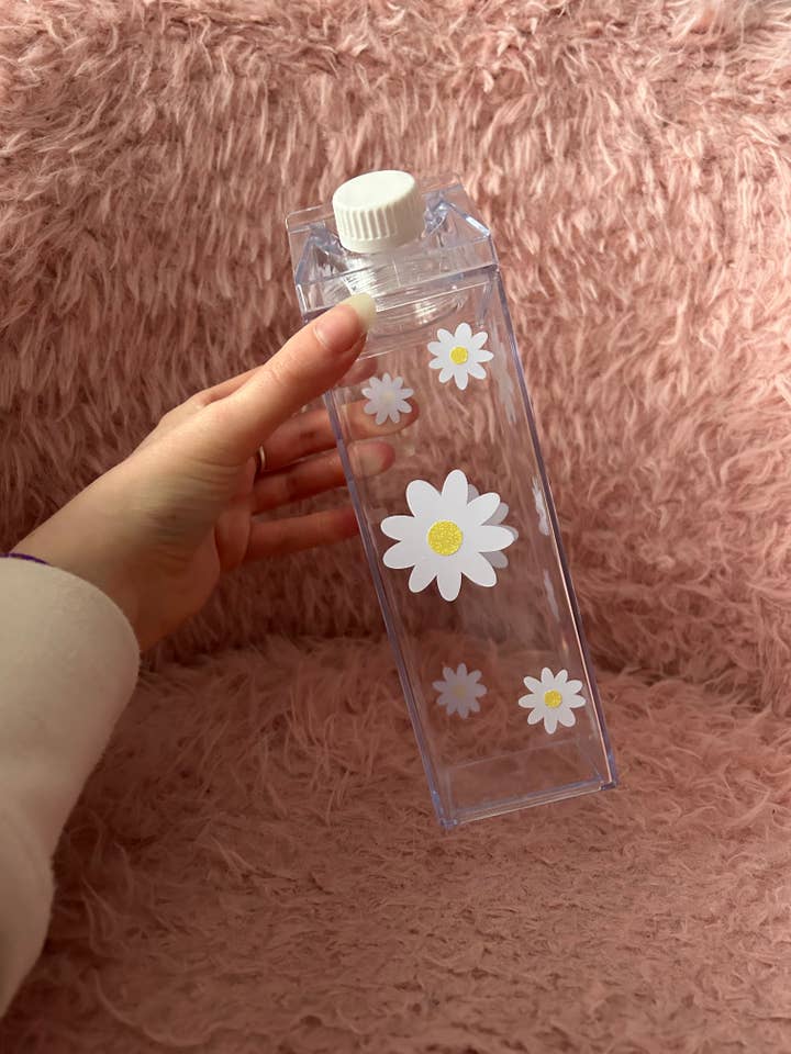 Daisy mælk karton 500ml for engroshandel hos Megan Louise Creations
