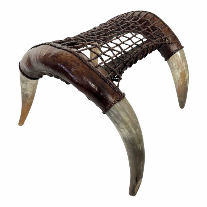 EA DECO NATUREL & DESIGN – Banco por atacado – Banco Savana em Chifre e tiras de couro1