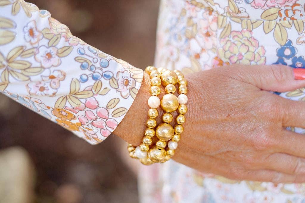 Lisi Lerch - Wholesale Beaded Bracelet - Georgia - Gold  & Freshwater Pearl Beaded Bracelet - WS4