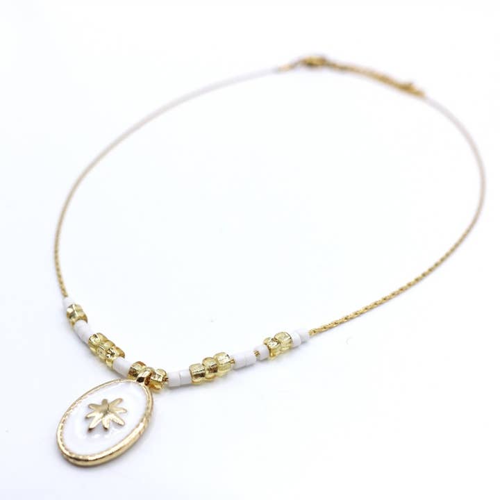 Hvid emalje Medaljon halskæde for engroshandel hos Philae Paris