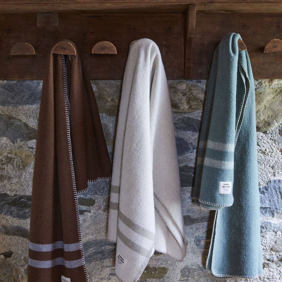 Sylvie Thiriez - Wholesale Throw Blanket - Wool blanket Ivar beige4