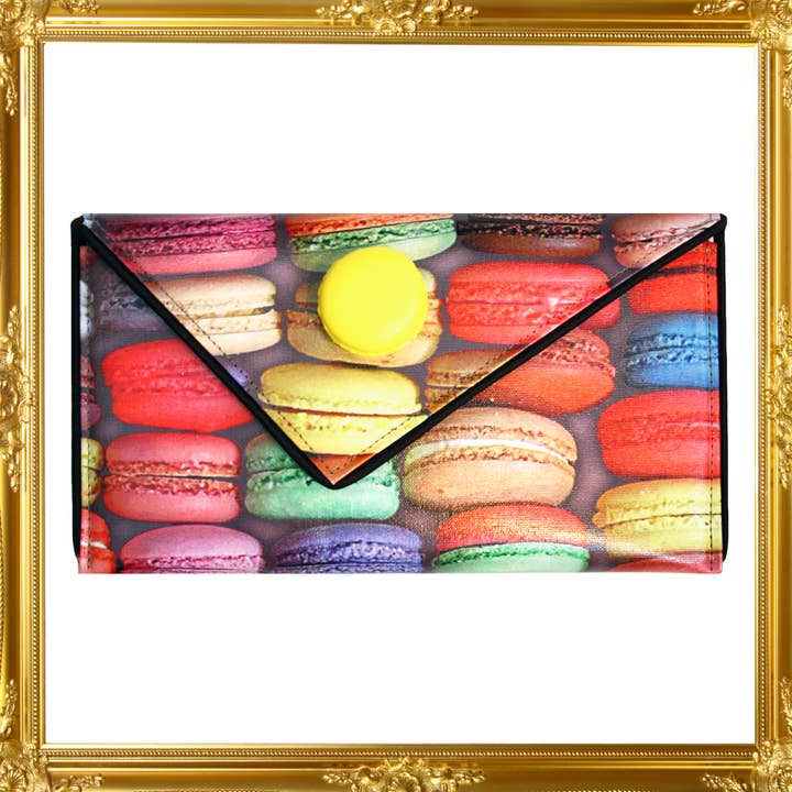 Macaron 3-D Clutchväska - Djurvänlig belagd canvas för wholesale av Kent Stetson Handbags