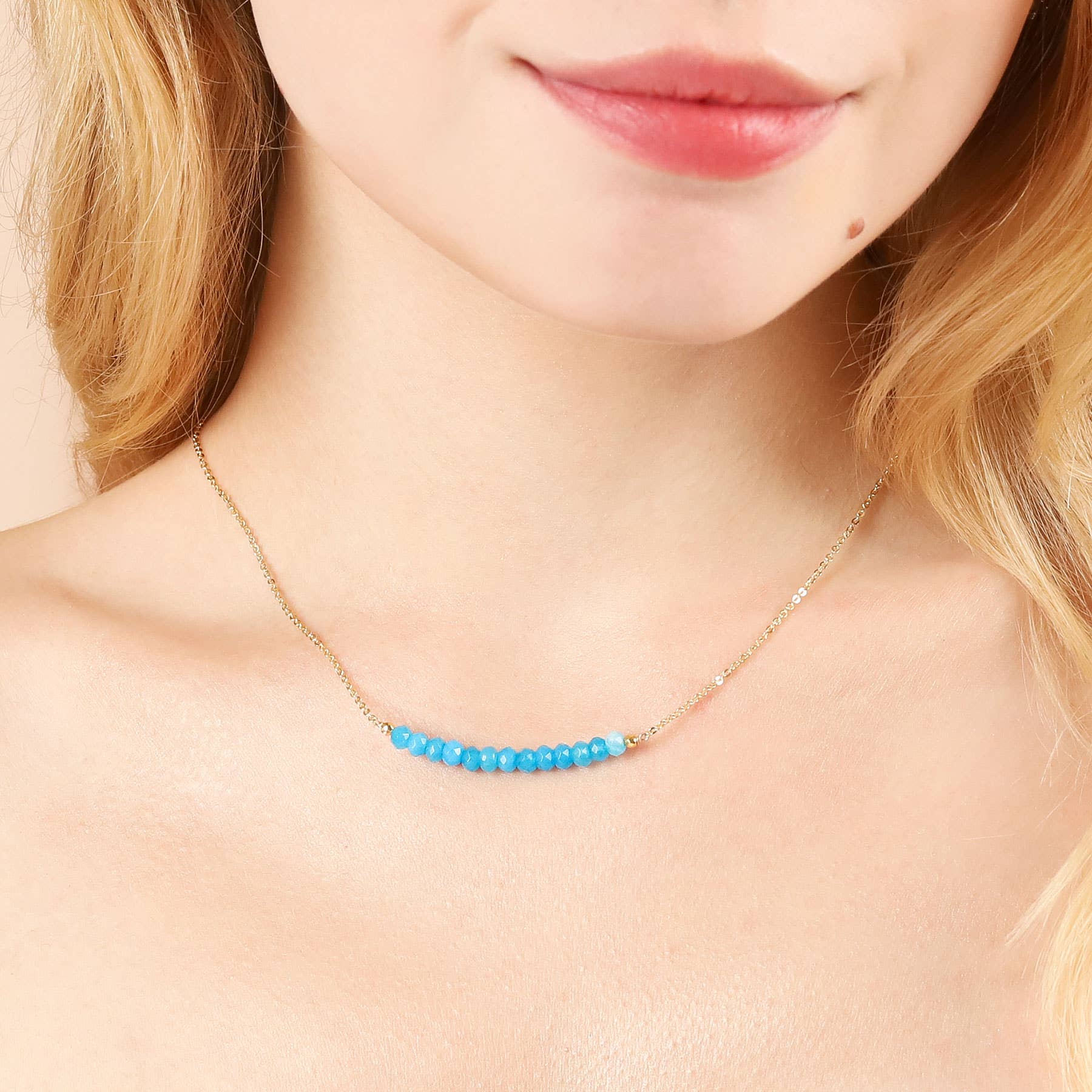 Less is More – Engroshandel Perlehalskæde – Mint Jade Smile halskæde (Guld eller Sølv)6