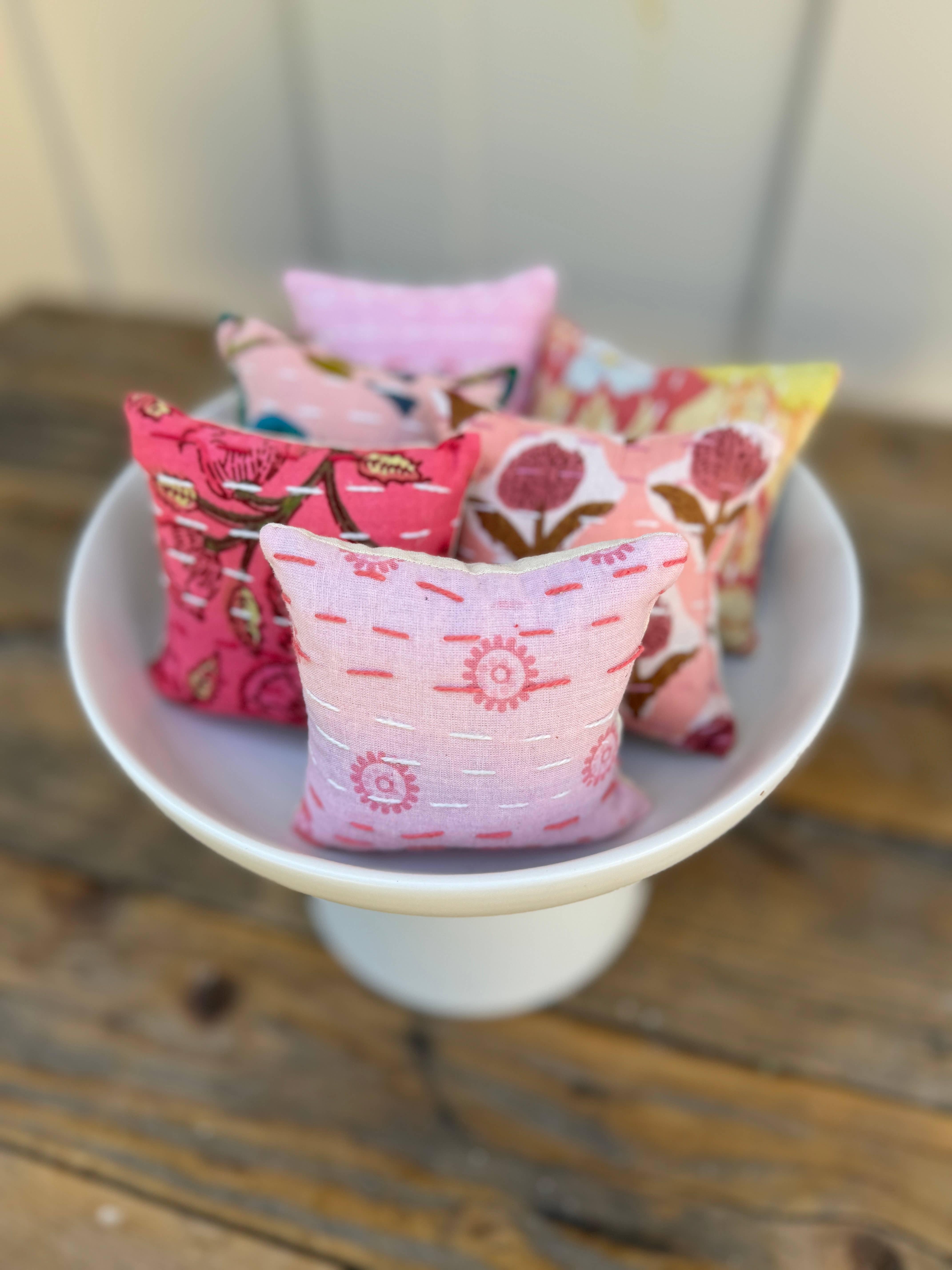Belle's Nest - Wholesale Sachet - Pink Square Lavender Sachets 2